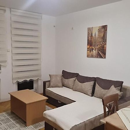 Vodenica Apartment โนวีซาด ภายนอก รูปภาพ