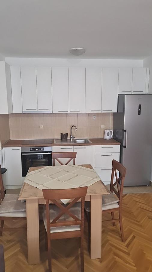 Vodenica Apartment โนวีซาด ภายนอก รูปภาพ
